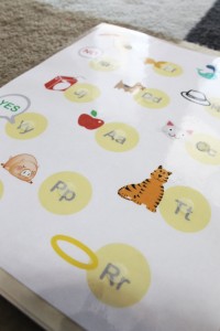 alphabet-match-toddler-pre-k-file-folder-game-closeup