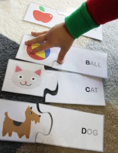 alphabet-puzzle-toddler-pre-k-matching-game-closeup